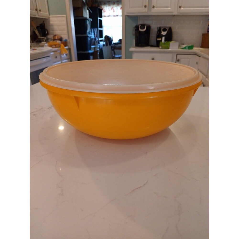 Vintage Tupperware Fix N MIx Bowl #274 Yellow 8 Qt. w/Lid